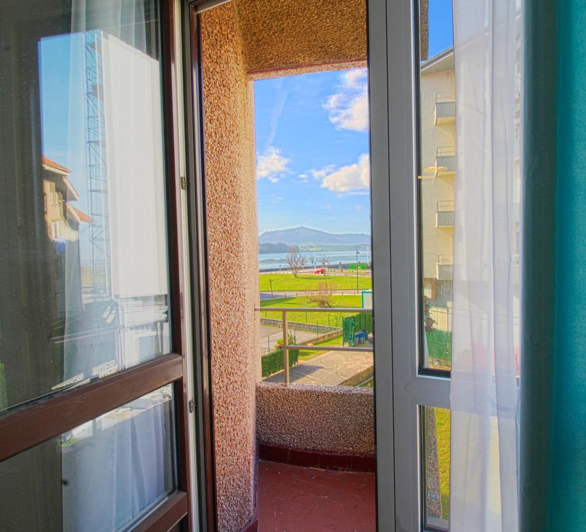 Entre Playa Y Puntal Appartement Somo Buitenkant foto
